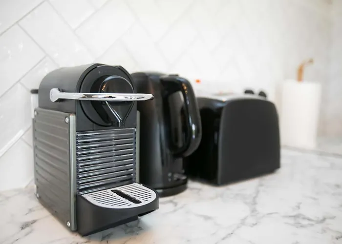 The Paddocks - Stylish, Cozy & Private Σαλέ Κιλάρνεϊ